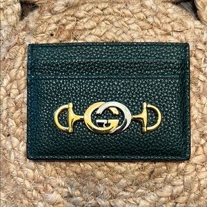 Gucci Grainy Calfskin Zumi Card Holder Vintage Green